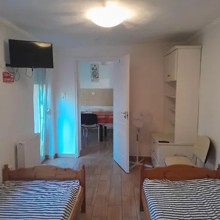 Voeroesmarty * Dombóvár