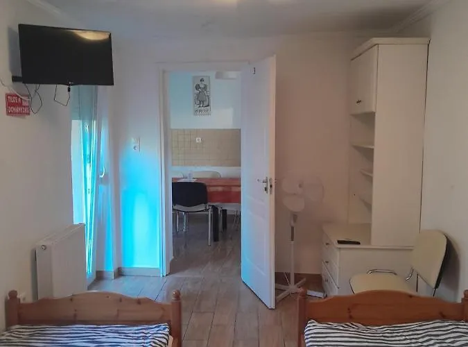Voeroesmarty * Dombóvár